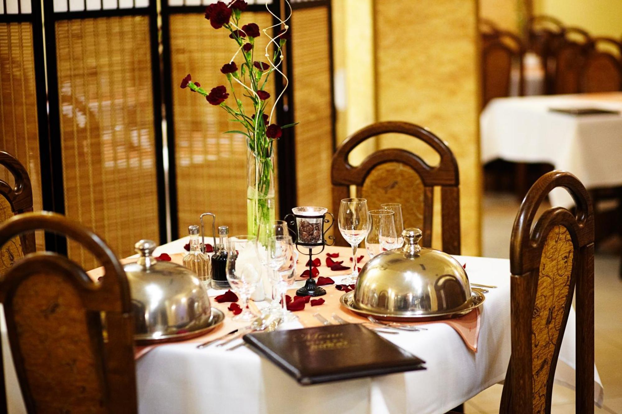 Hotel Dukat Biala Podlaska Ngoại thất bức ảnh