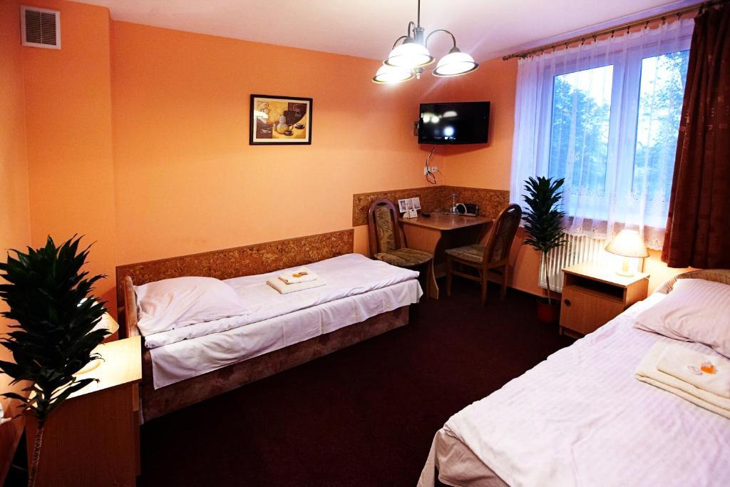 Hotel Dukat Biala Podlaska Phòng bức ảnh