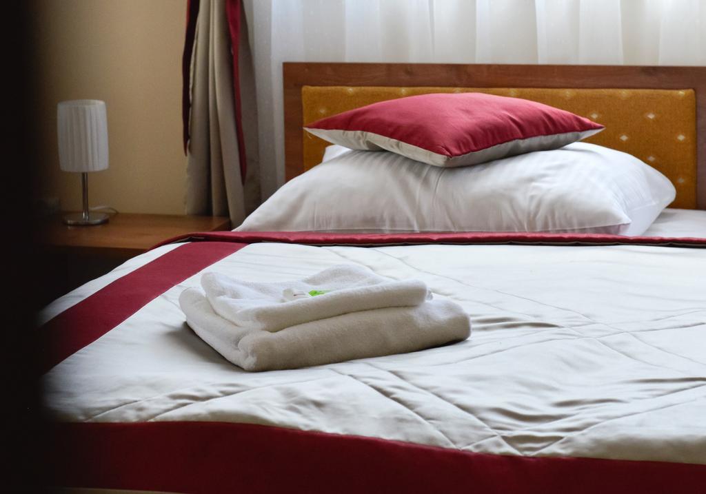 Hotel Dukat Biala Podlaska Ngoại thất bức ảnh