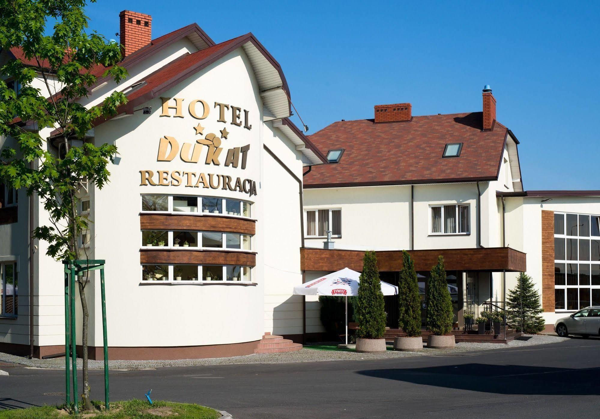 Hotel Dukat Biala Podlaska Ngoại thất bức ảnh